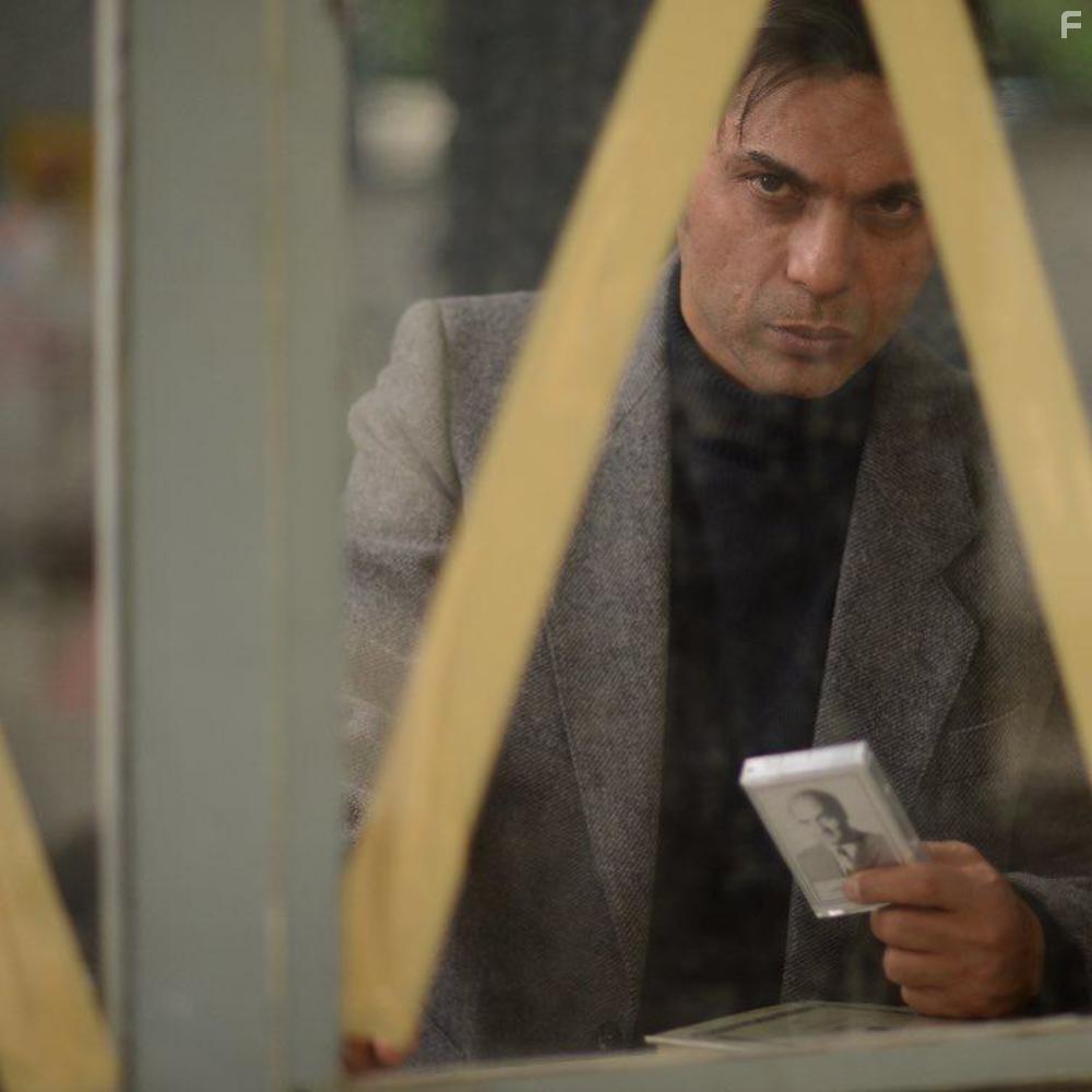 Payman Maadi in Bomb, yek asheghaneh (2018)