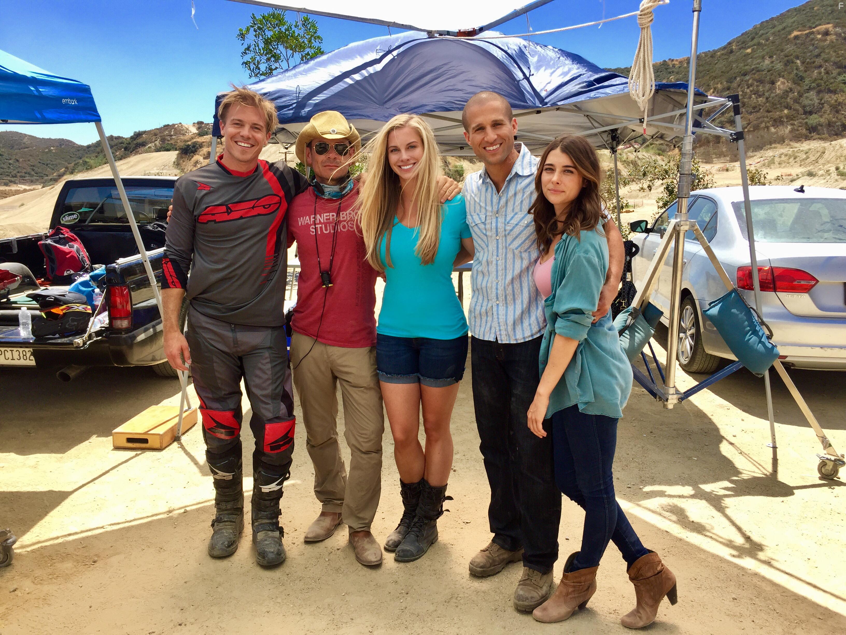 Actors Michael Roark, Taylor Kalupa, Michael King, and Allison Paige with Director Alex Ranarivelo on the set of ESX Entertainment's Motocross(2017).