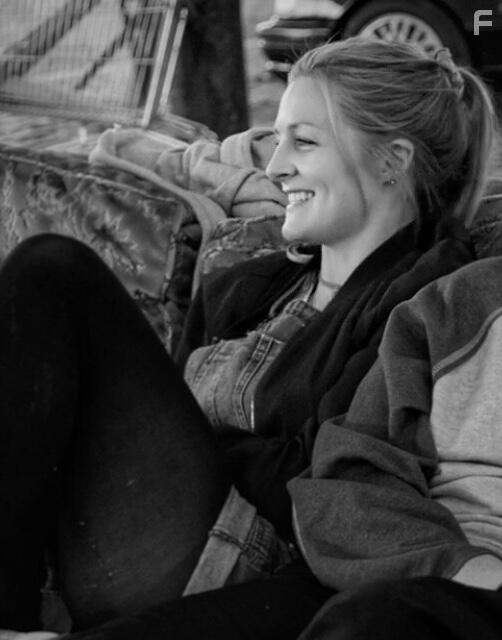 Gemma McElhinney in Beats (2019)