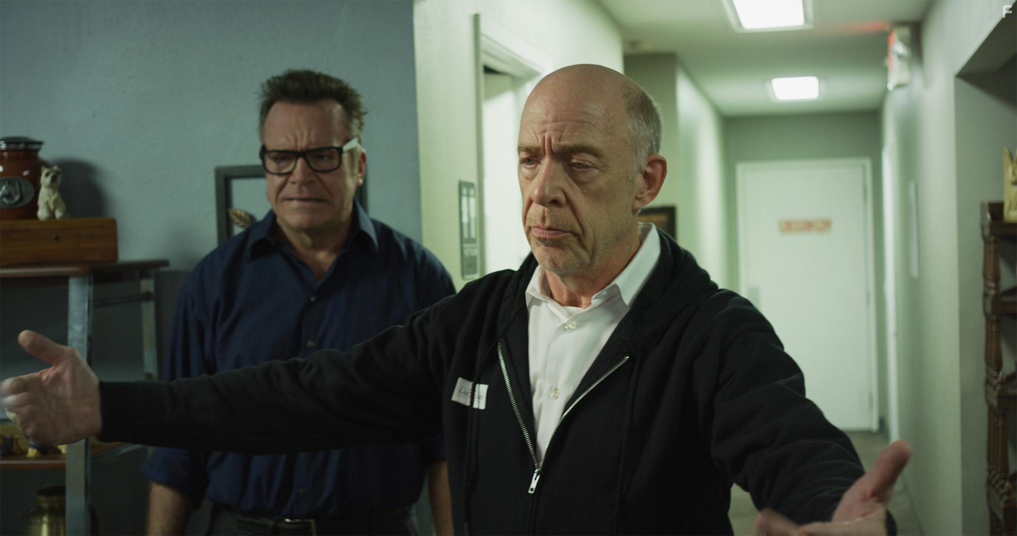 Tom Arnold and J.K. Simmons in 3 Days with Dad (2019)