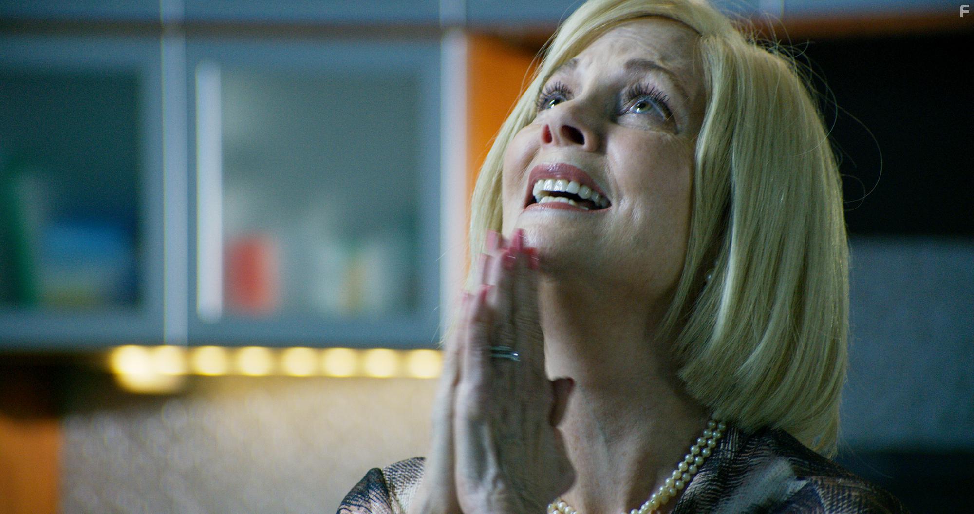 Lesley Ann Warren in 3 Days with Dad (2019)