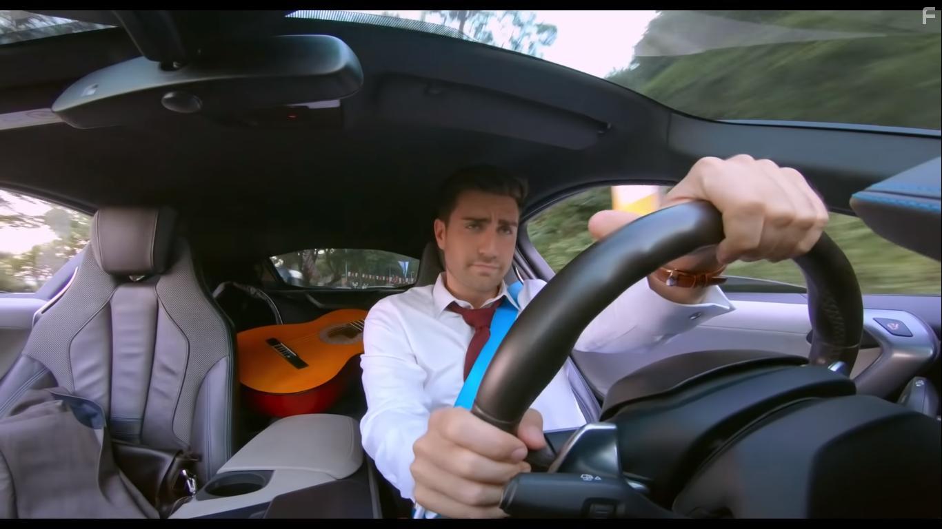 Caglar Ertugrul in Yanimda Kal (2018)