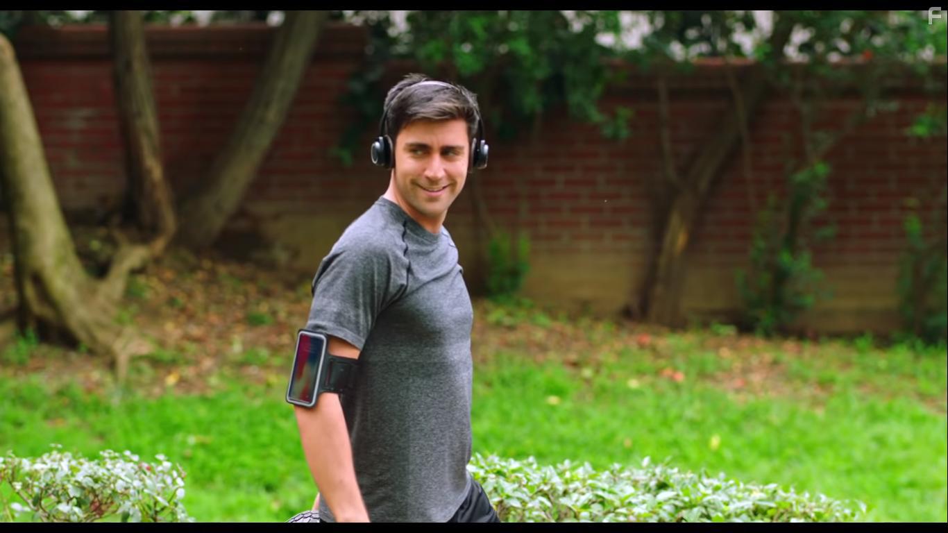 Caglar Ertugrul in Yanimda Kal (2018)