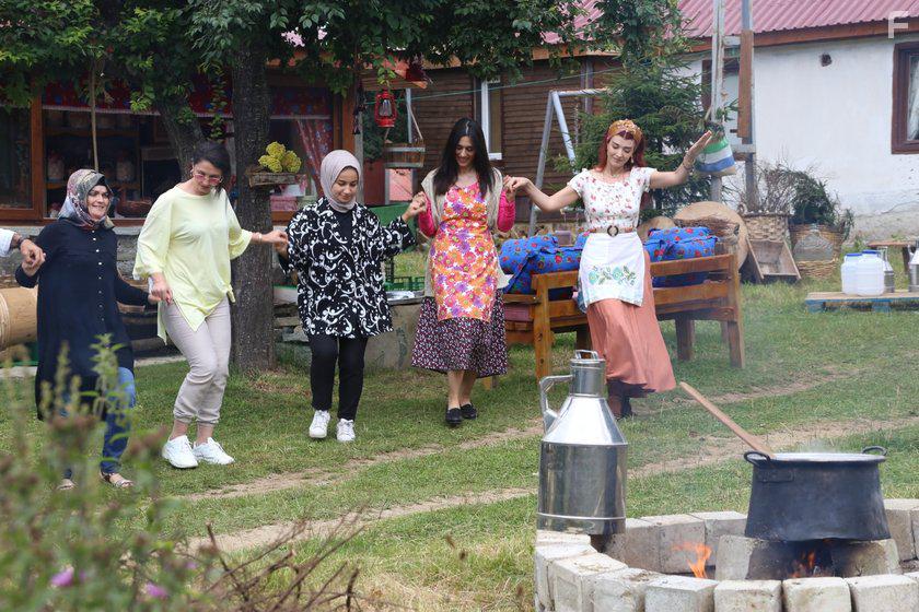 Aslihan Gner in Kuzey Yildizi (2019)