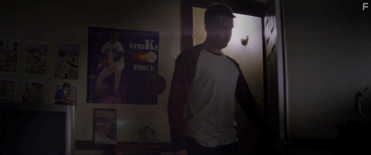 Johnny Simmons in The Phenom (2016)