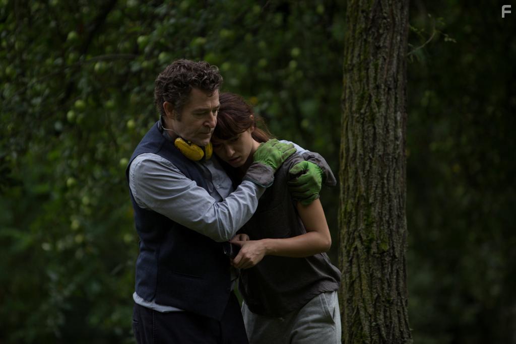 Steven Brand and Andrea Tivadar in Safe Inside (2019)