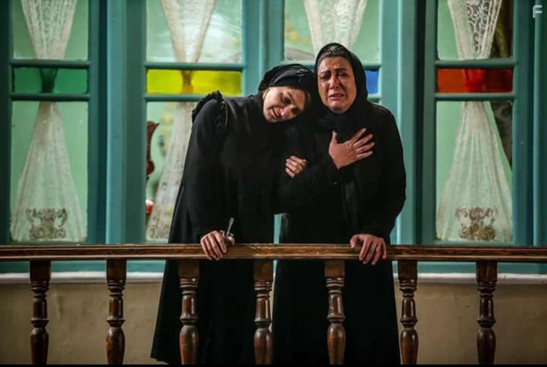 Taraneh Alidoosti and Fariba Motekhasses in Shahrzad (2015)