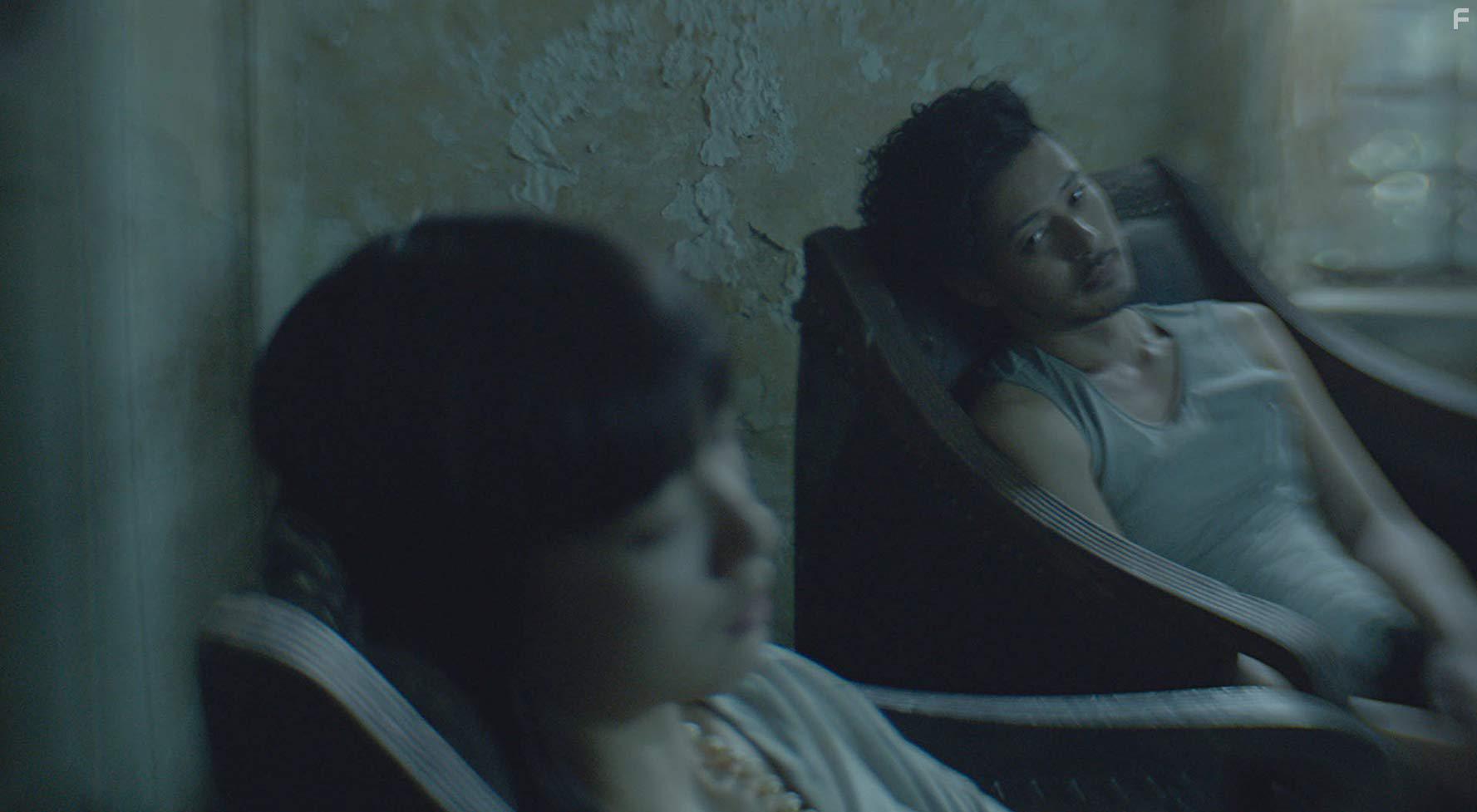 Белая девушка #1