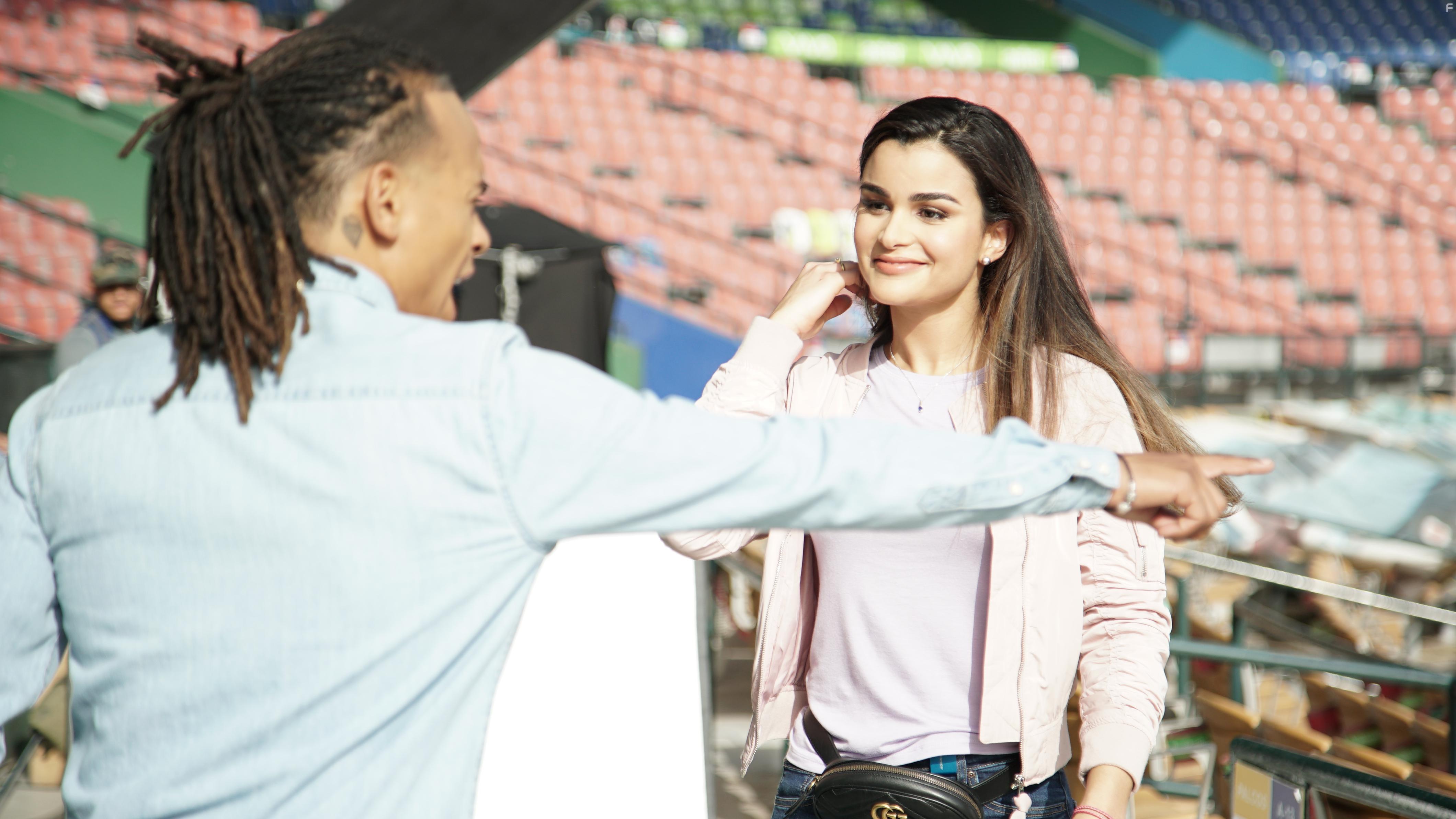 Clarissa Molina and Ozuna in Qu Len (2018)