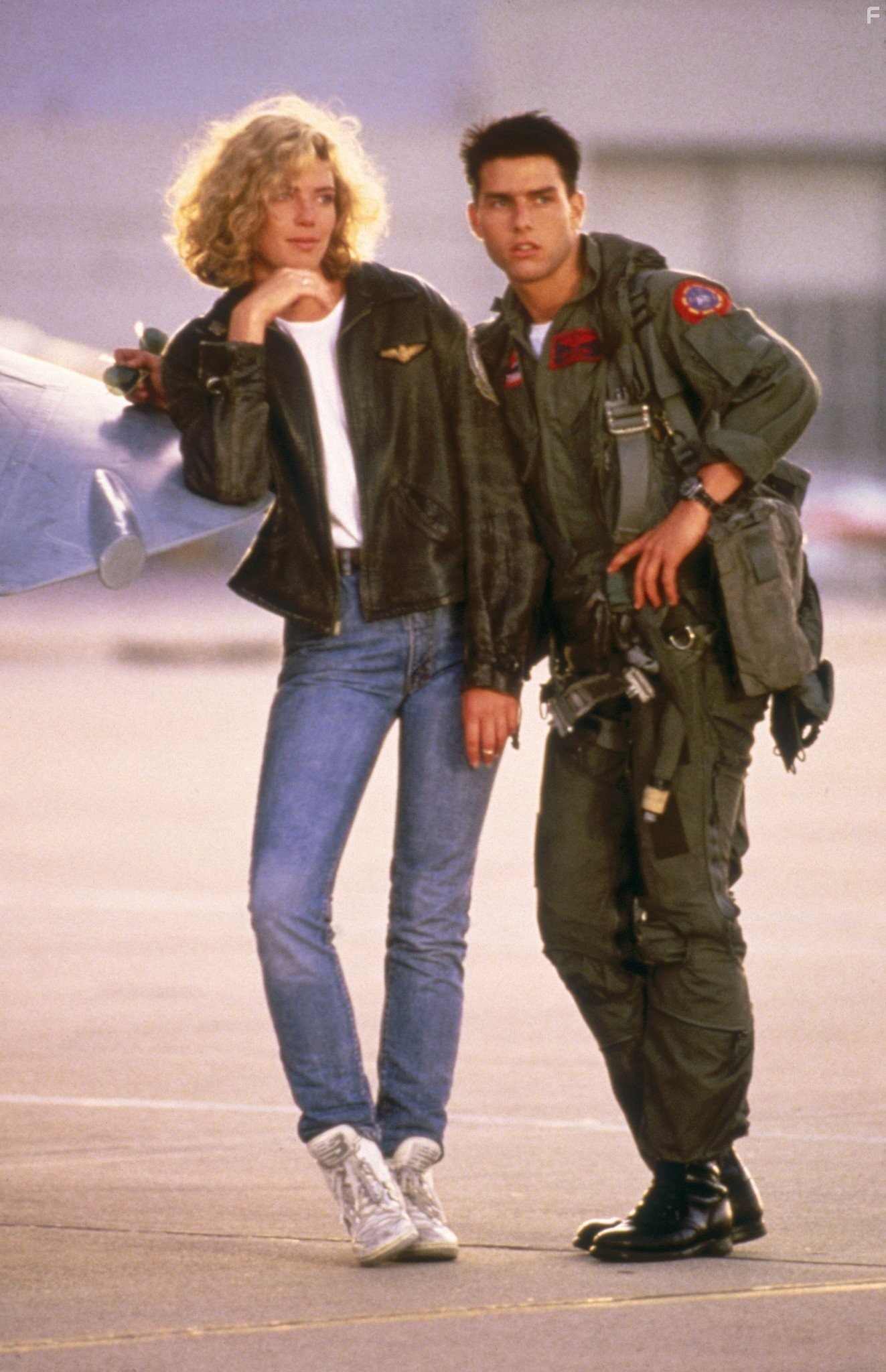 Tom Cruise and Kelly McGillis in Лучший стрелок (1986)