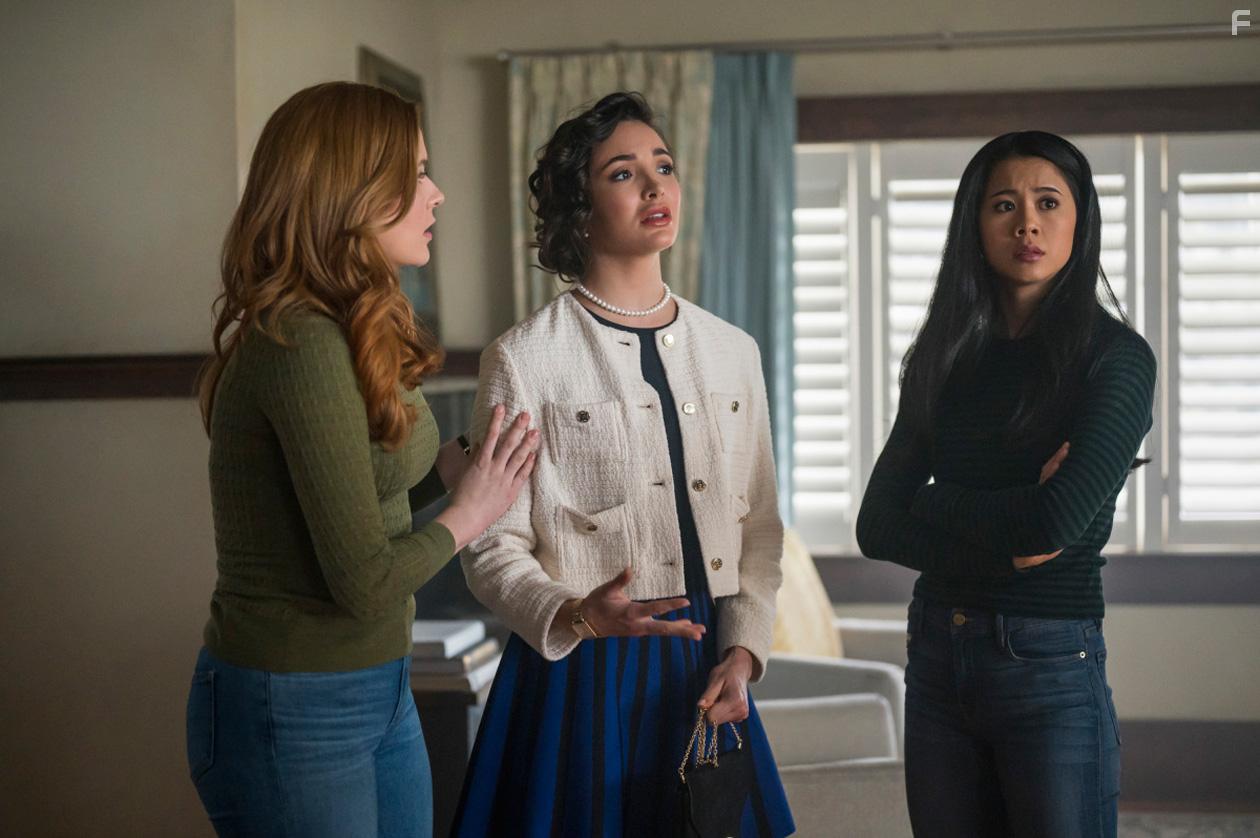 Leah Lewis, Maddison Jaizani, and Kennedy McMann in Nancy Drew (2019)