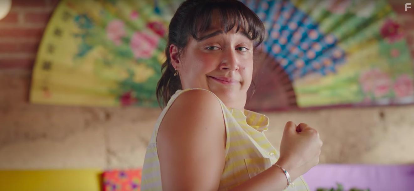 Gupse Ozay in Deliha 2 (2018)