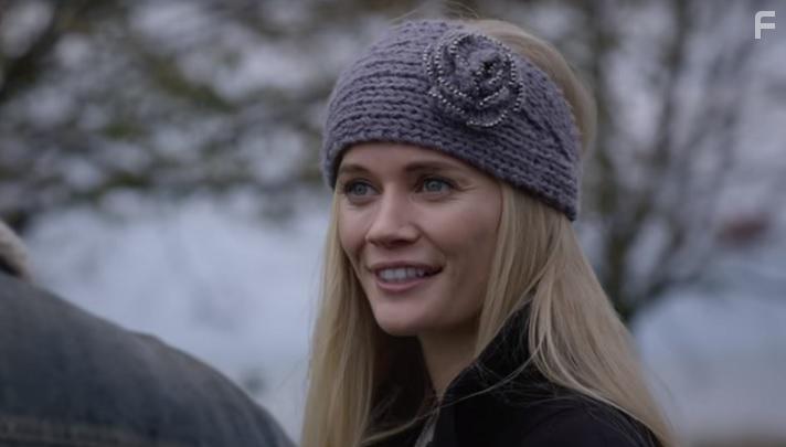 Carly Schroeder in Deadly Shores (2018)
