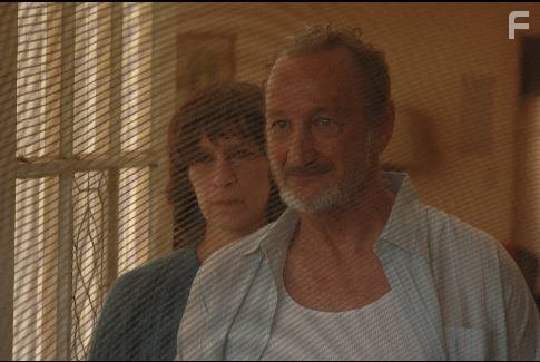 Robert Englund in Рыжий (2008)