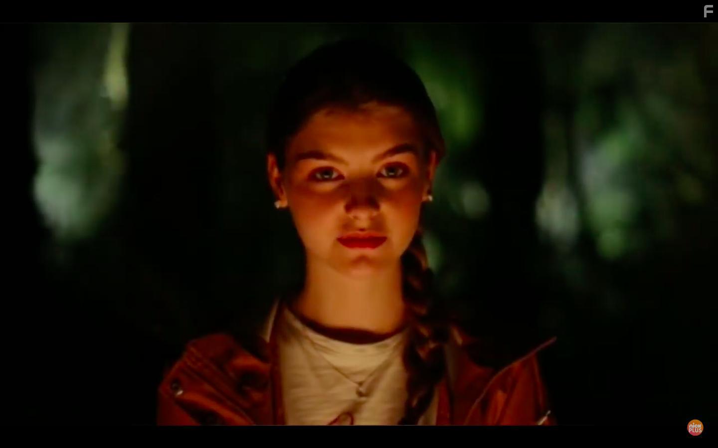 Lyliana Wray in Are You Afraid of the Dark? (2019)