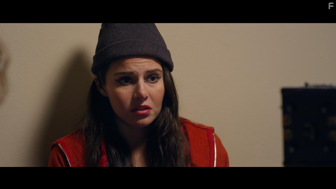 Sisi Berry in Knock Knock (2017)