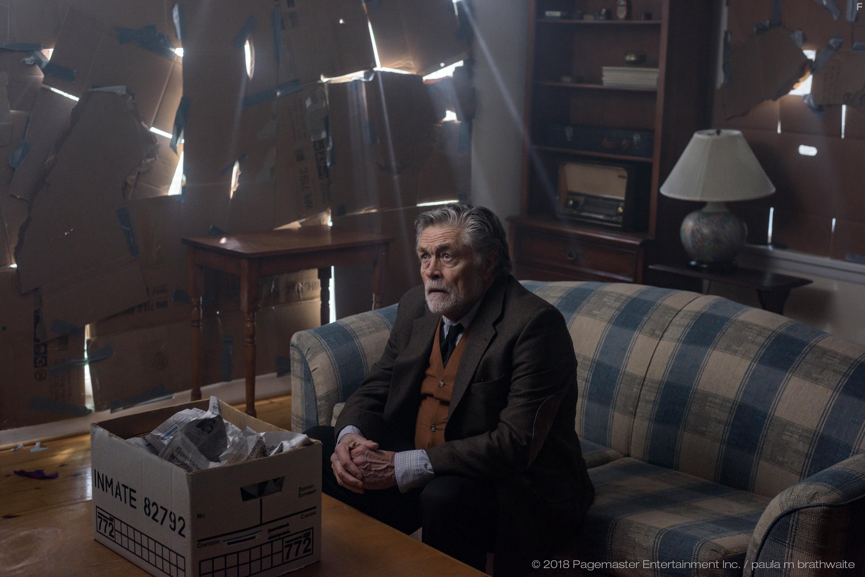 Art Hindle in Robbery (2018)