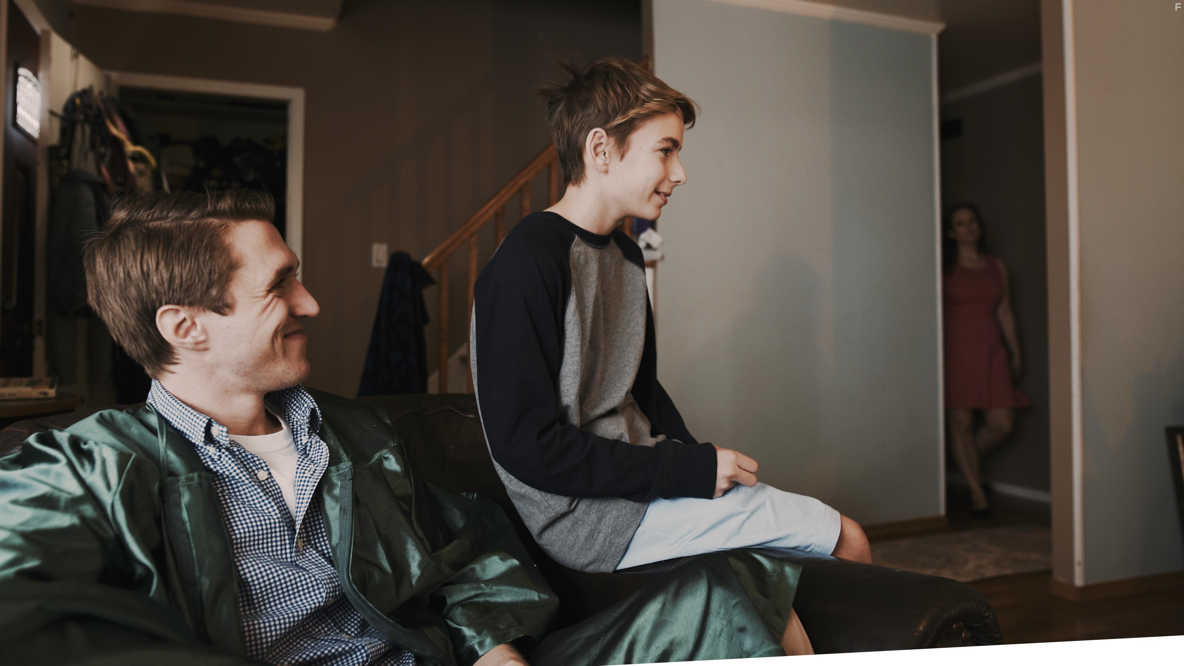 Leah Gallimore, Derek Long, and John Madsen in Not Alone (2019)