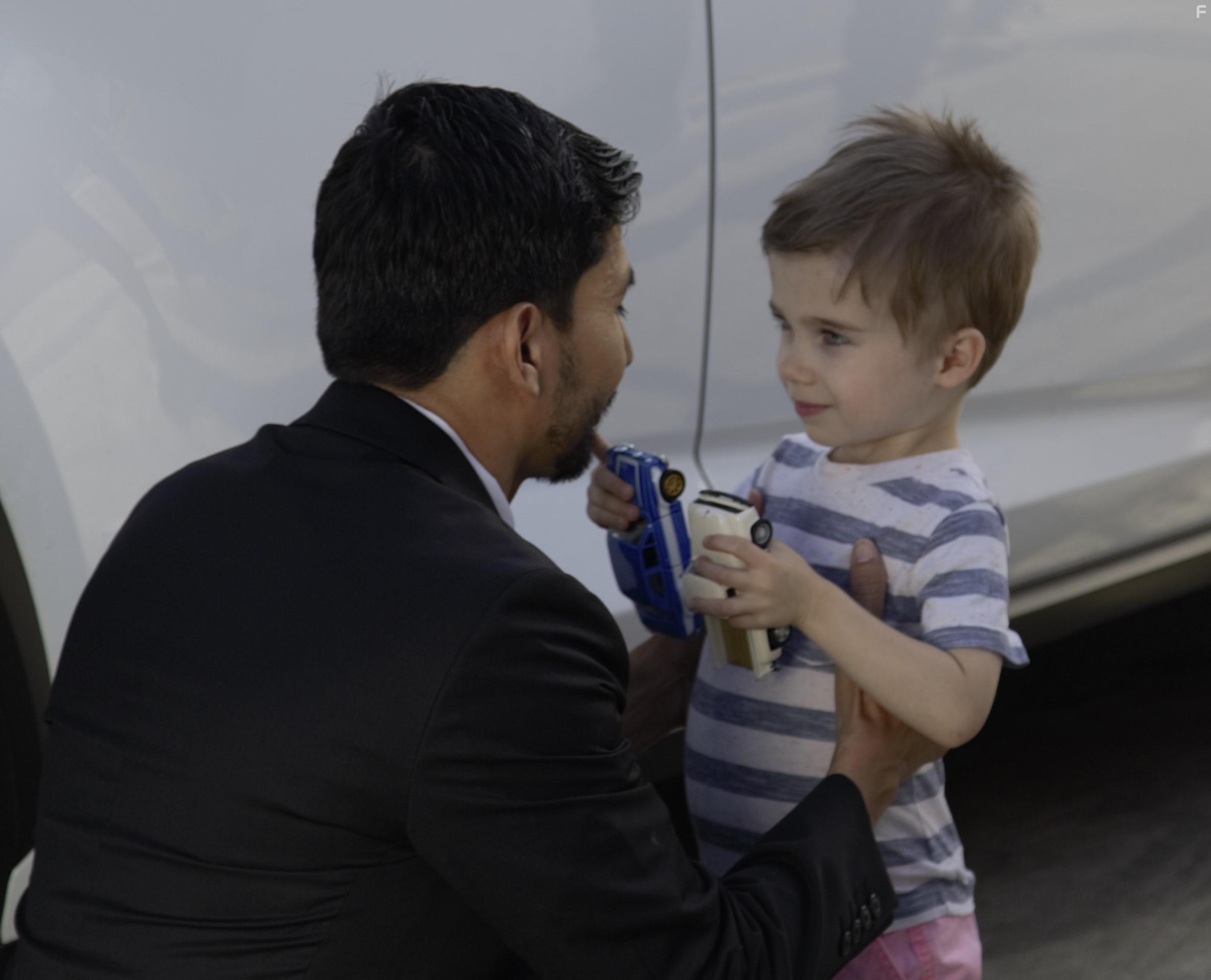 Ren Mena and Cary Christopher in Prescience (2019)