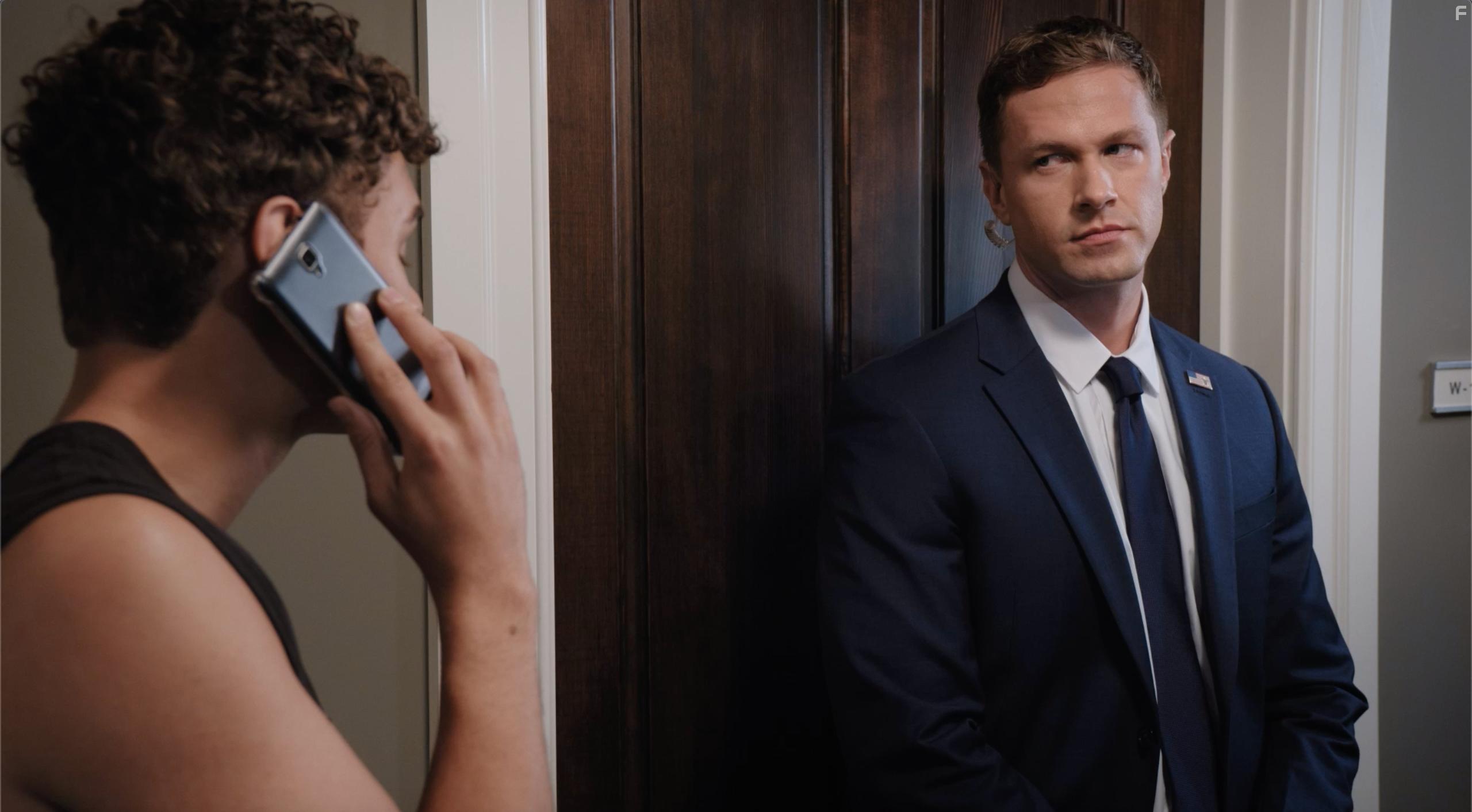 Bill Barrett and Daniel Croix in The Oval (2019)