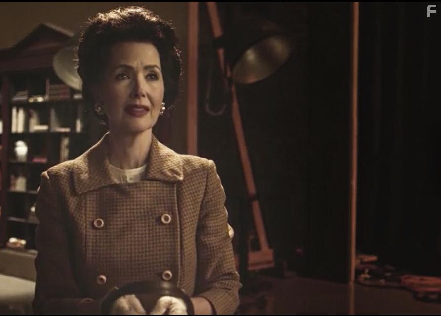 Janine Turner and Joe Tippett in Patsy & Loretta (2019)