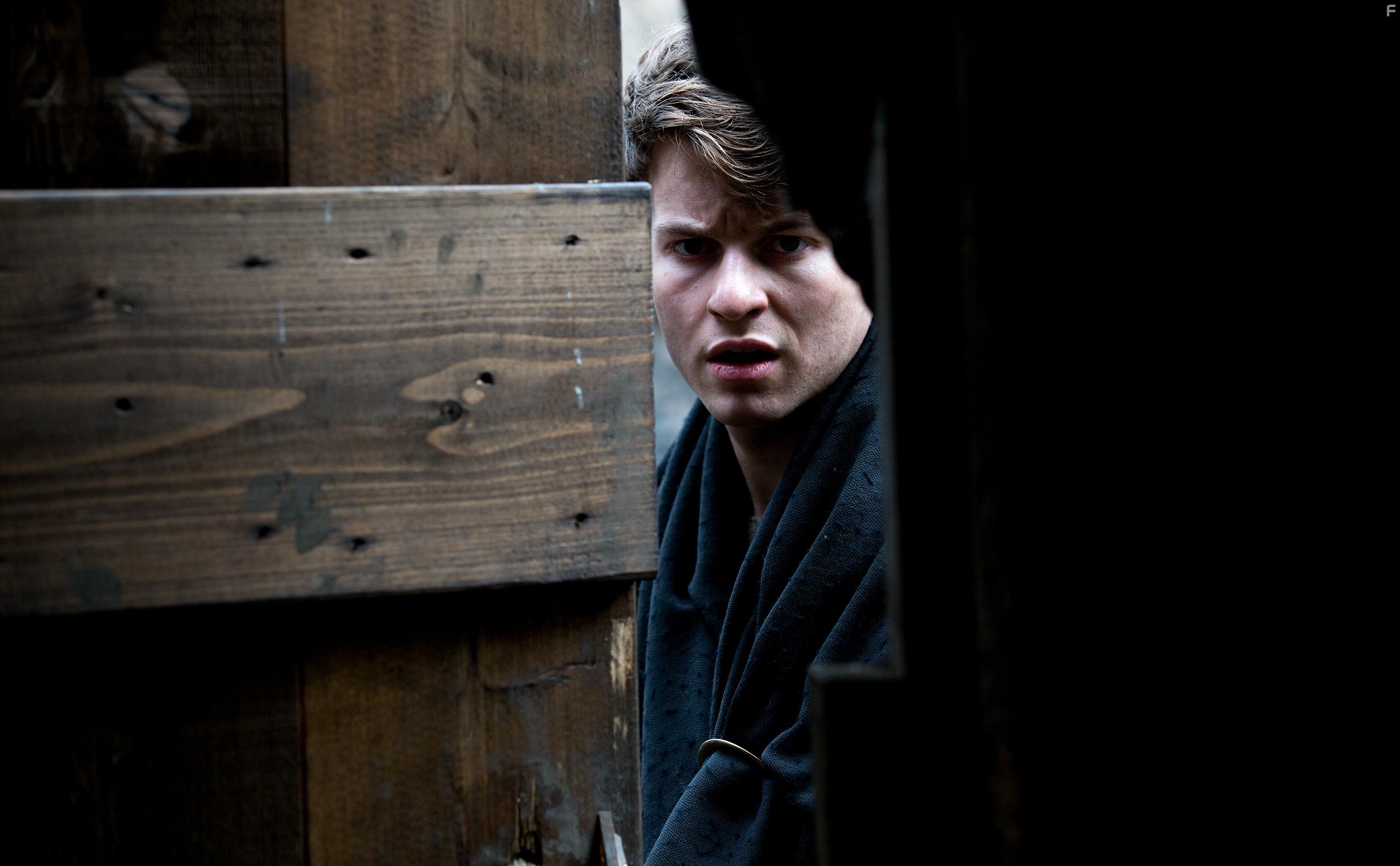 Tom Leach in The Rebels (2019)