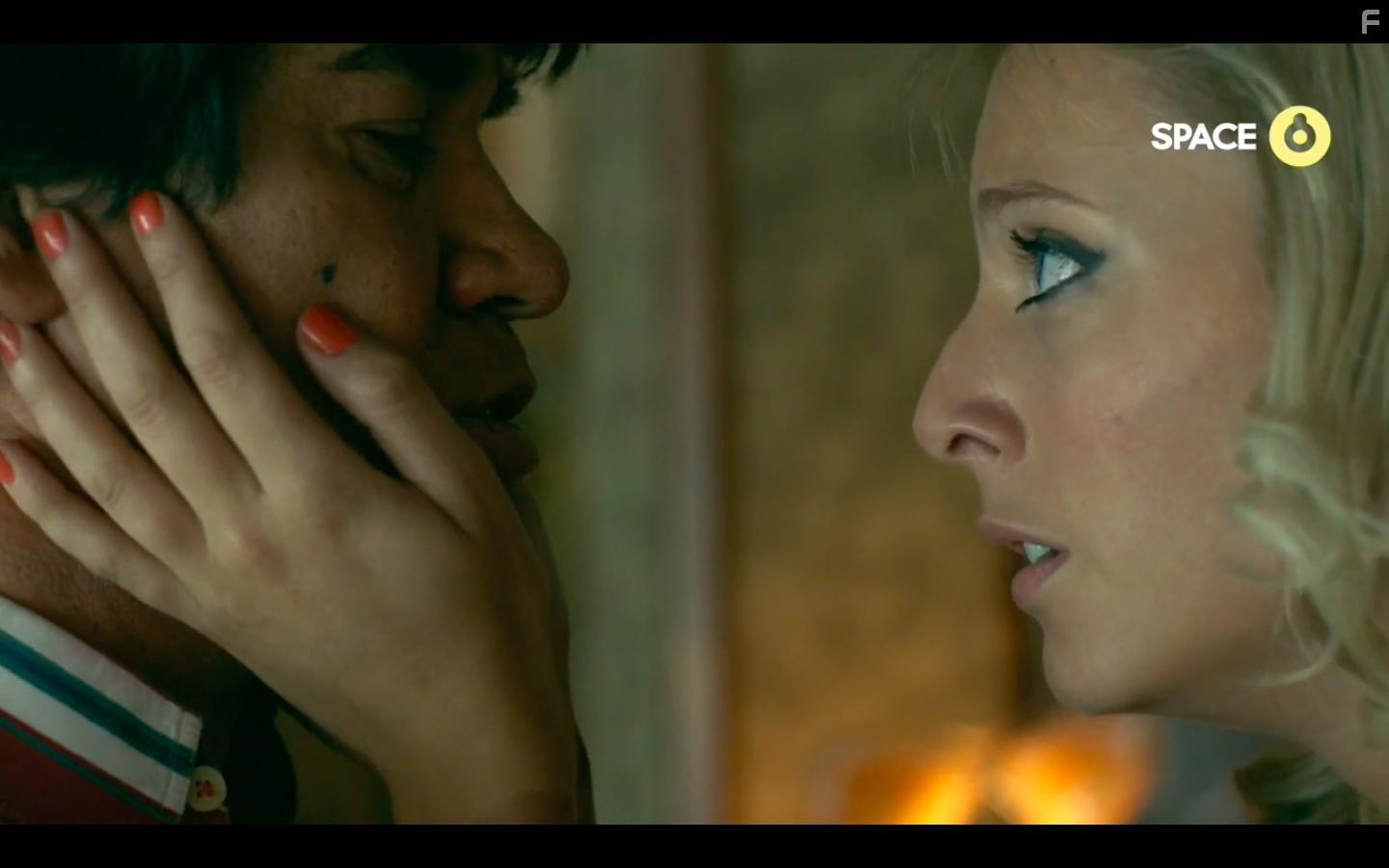 Jorge Romn and Carla Quevedo in Monzn: Alicia (2019)