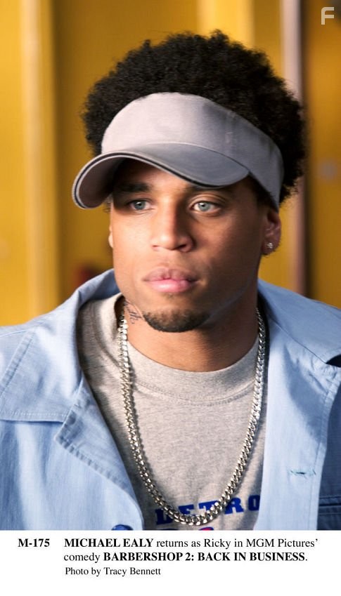 Michael Ealy in Парикмахерская 2: Снова в деле (2004)