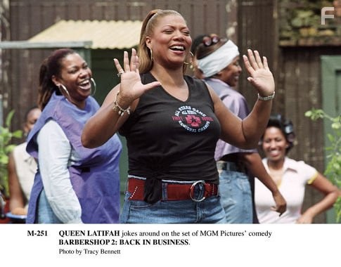 Queen Latifah in Парикмахерская 2: Снова в деле (2004)