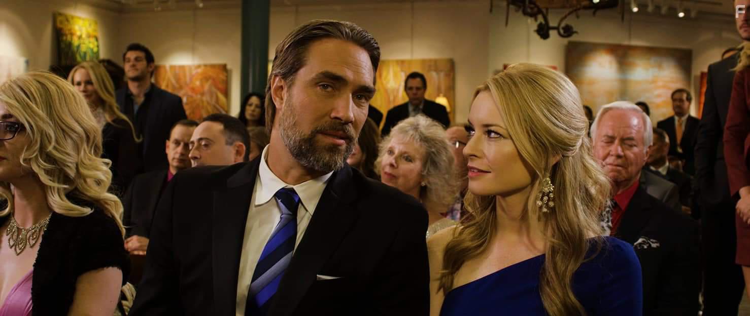 Jessica Morris, Lukas Hassel, Cheryl Prater, and Justin P. Warren in Art of the Dead (2019)