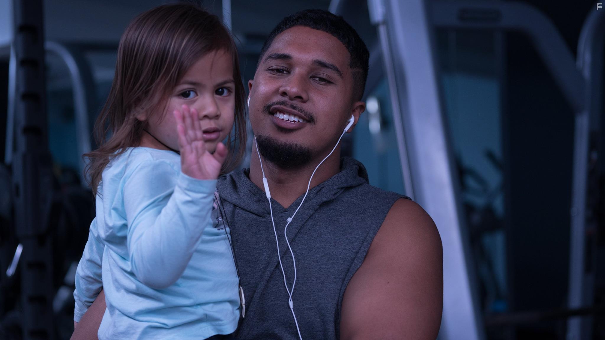 Смуглые парни