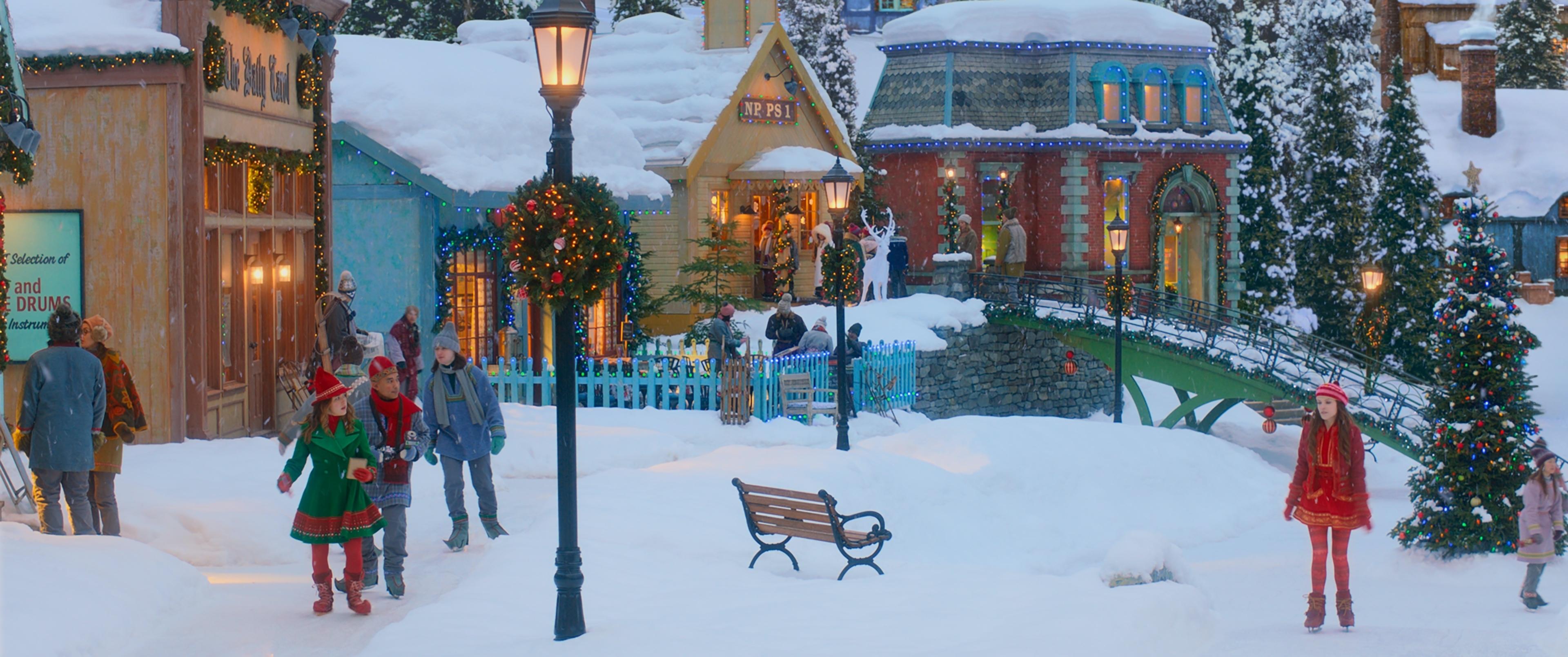 Anna Kendrick in Noelle (2019)