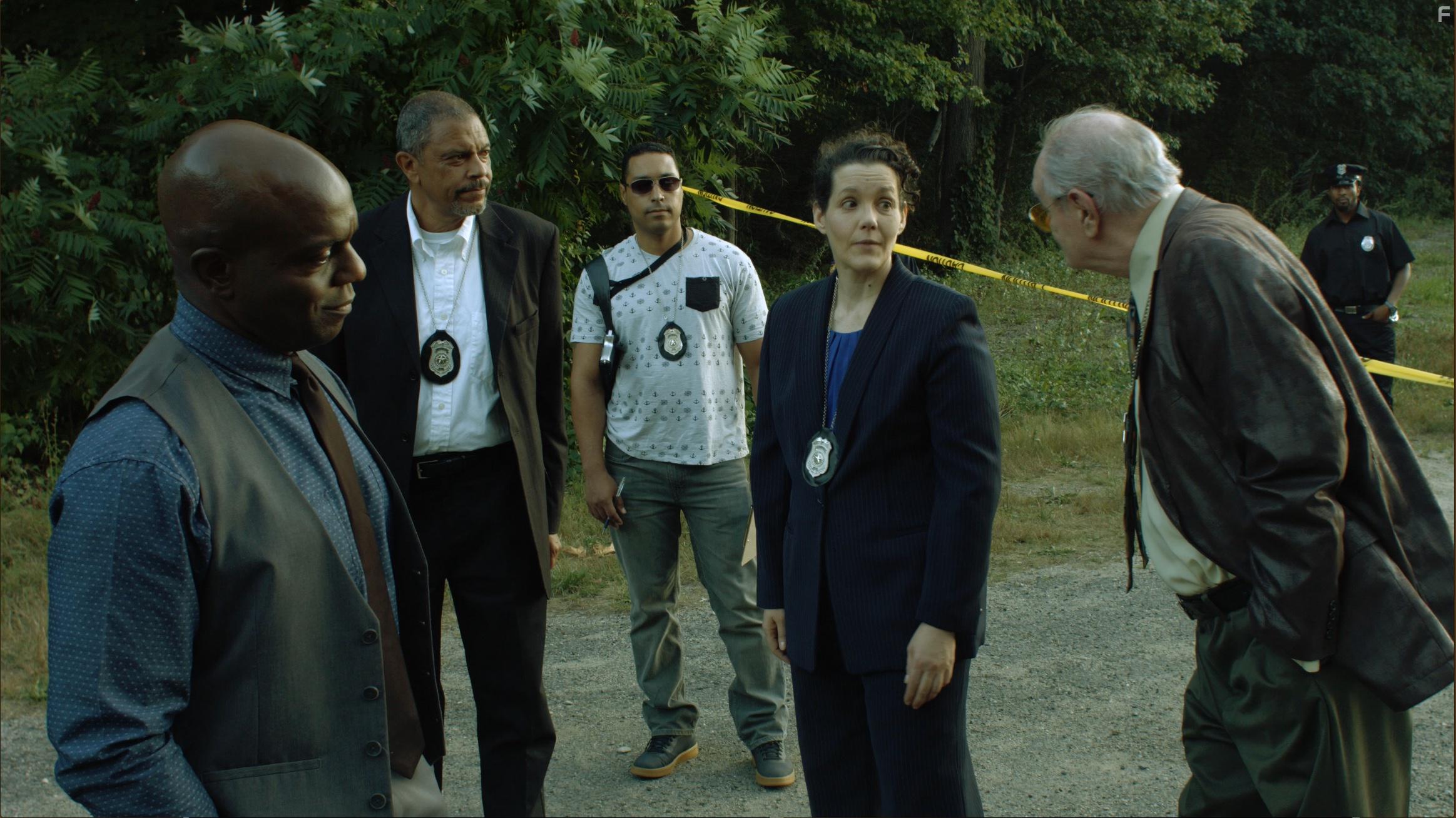 Lonnie Farmer, Kevin O. Peterson, Therese Lloyd, and Jerry Goodwin in Assassin Behind the Glass (2018)