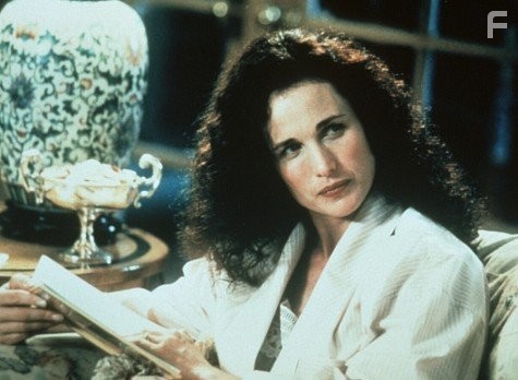 Andie MacDowell in Муза (1999)