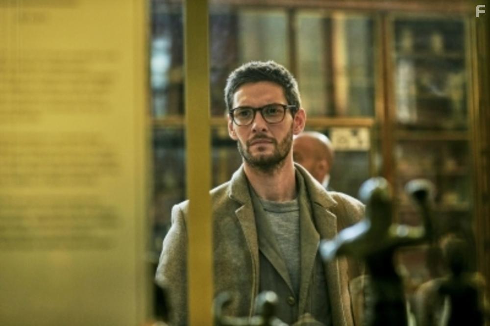 Ben Barnes in Gold Digger (2019)