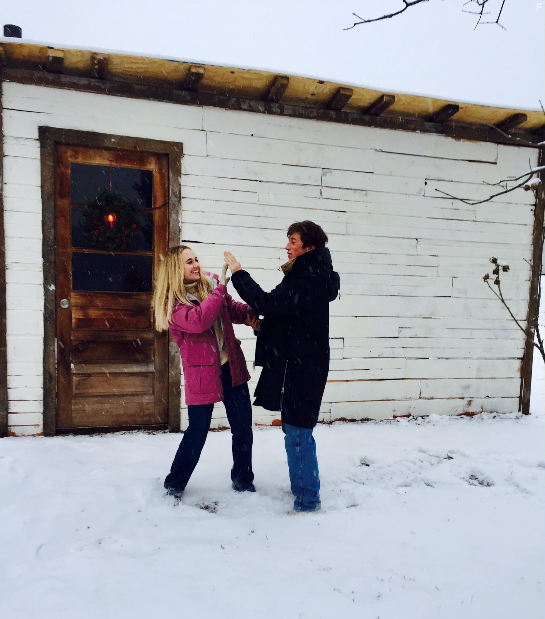 Skyler Gisondo and Madison Iseman in Feast of the Seven Fishes (2019)