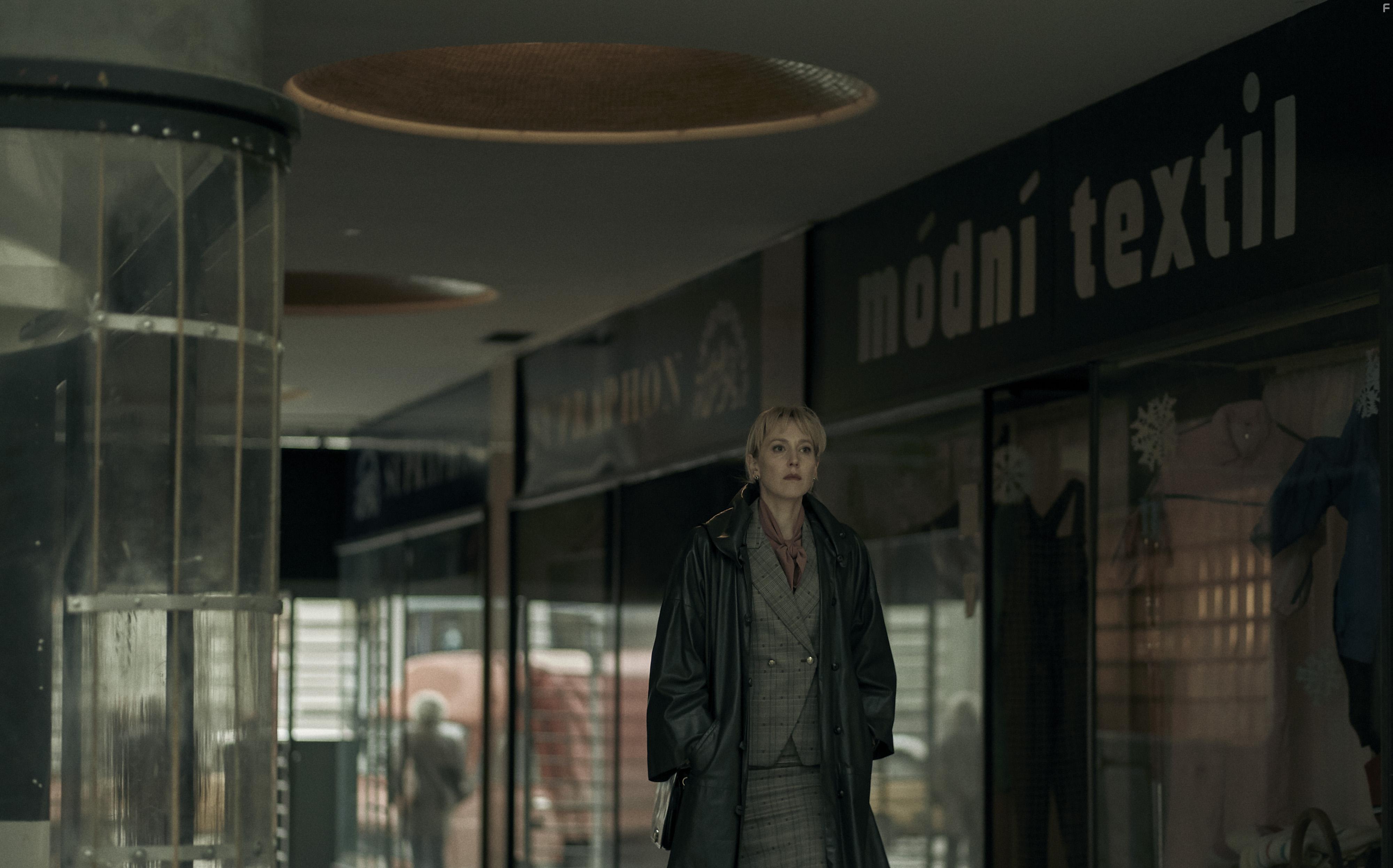 Hattie Morahan in The Sleepers (2019)