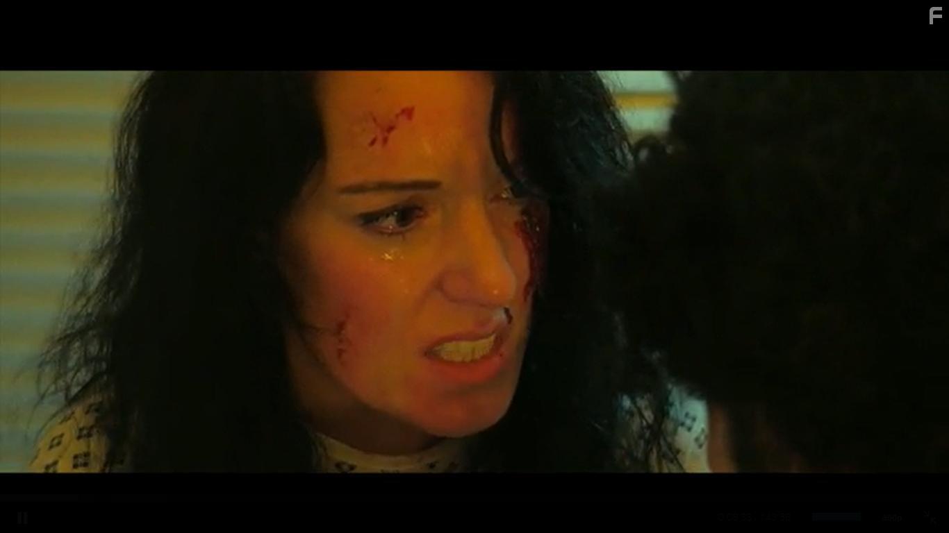 Screenshot playing - Mina Adams in 'Mask of Thorn'