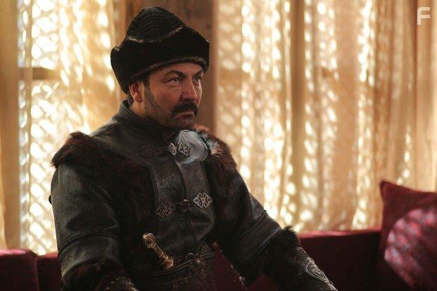 Saruhan Hnel in Kurulus: Osman (2019)