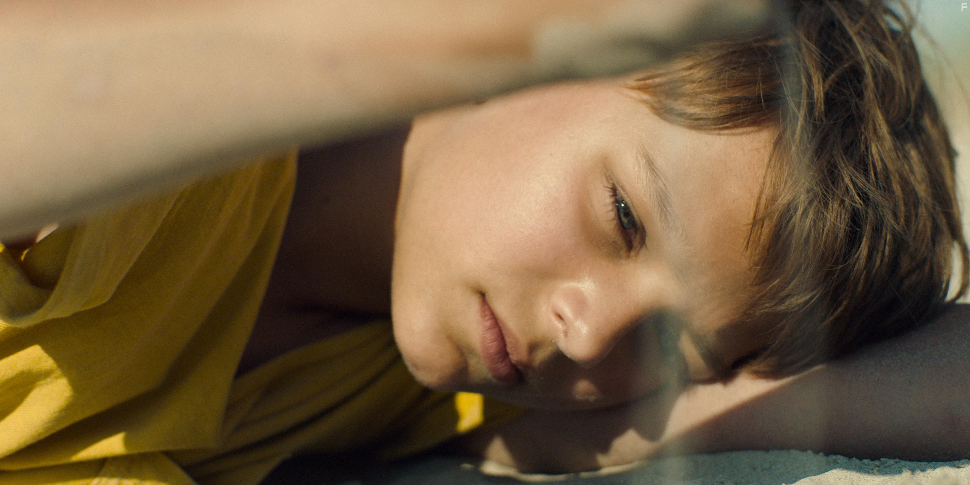 Sonny Coops Van Utteren in Mijn bijzonder rare week met Tess (2019)