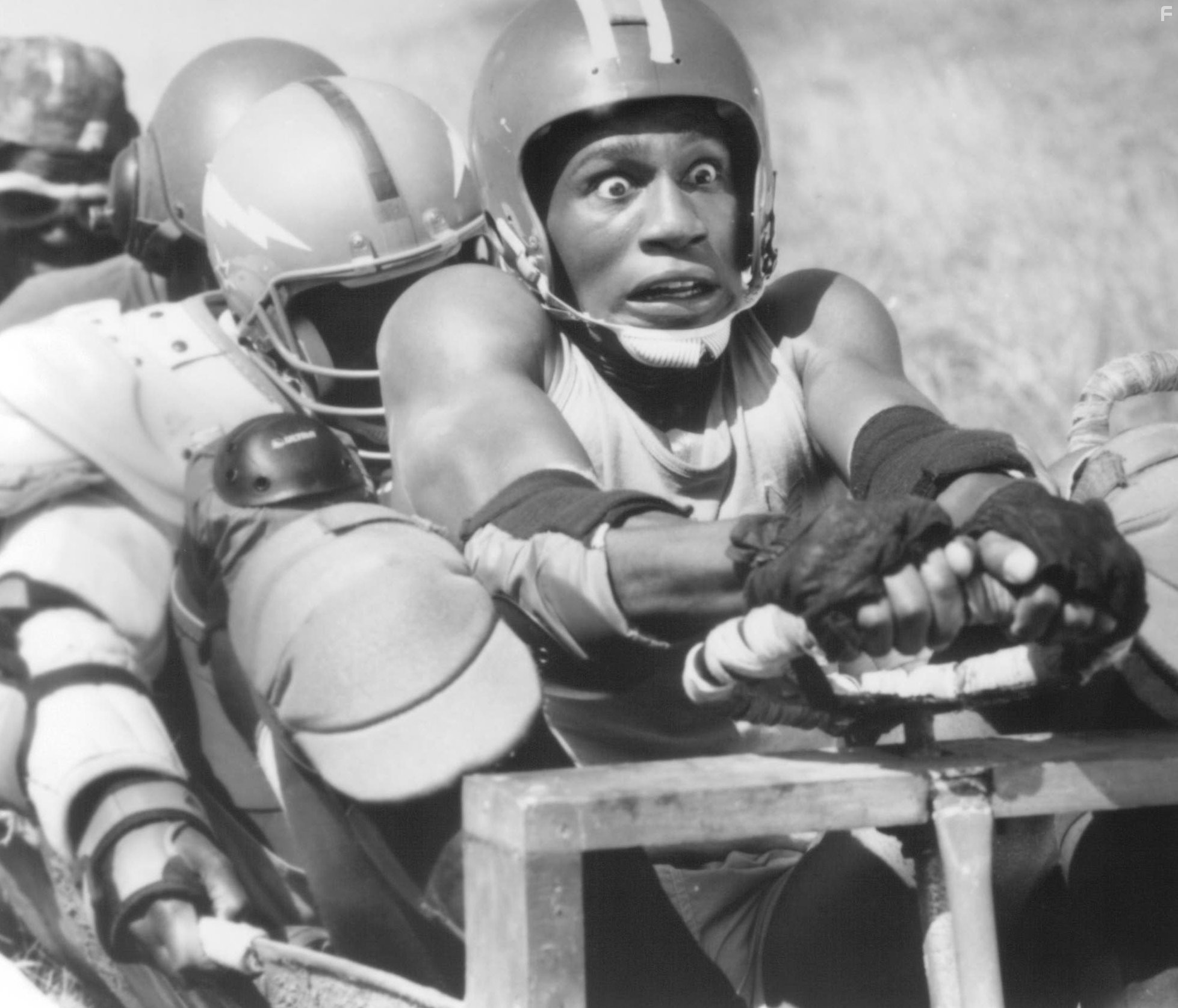 Крутые виражи (1993)