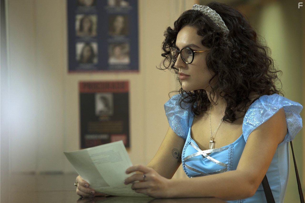 Kfera Buchmann in Ningum T Olhando (2019)