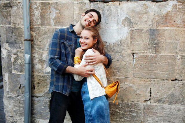 Berke sdiken and Eslem Akar in Guvercin (2019)