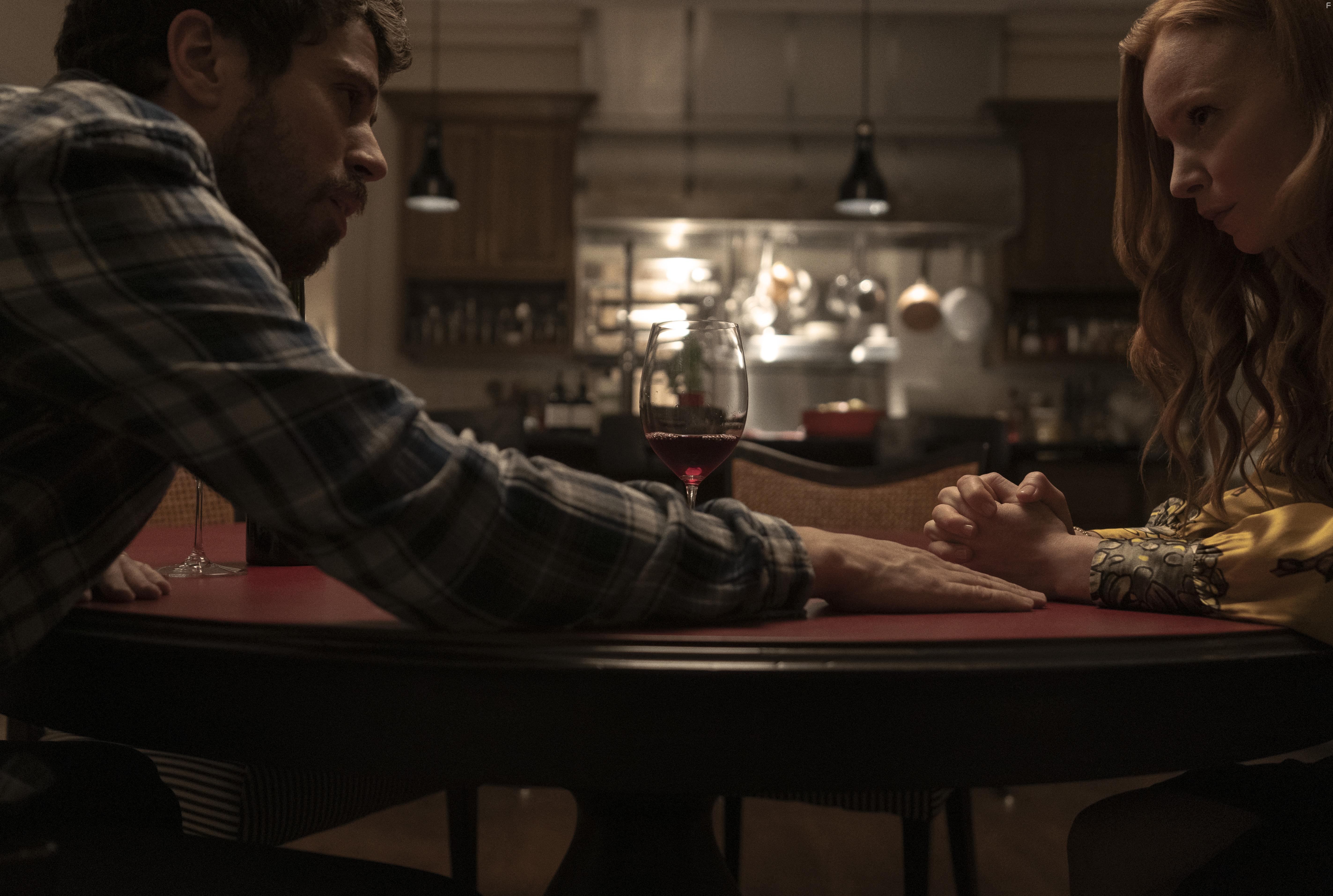 Lauren Ambrose and Toby Kebbell in Servant (2019)