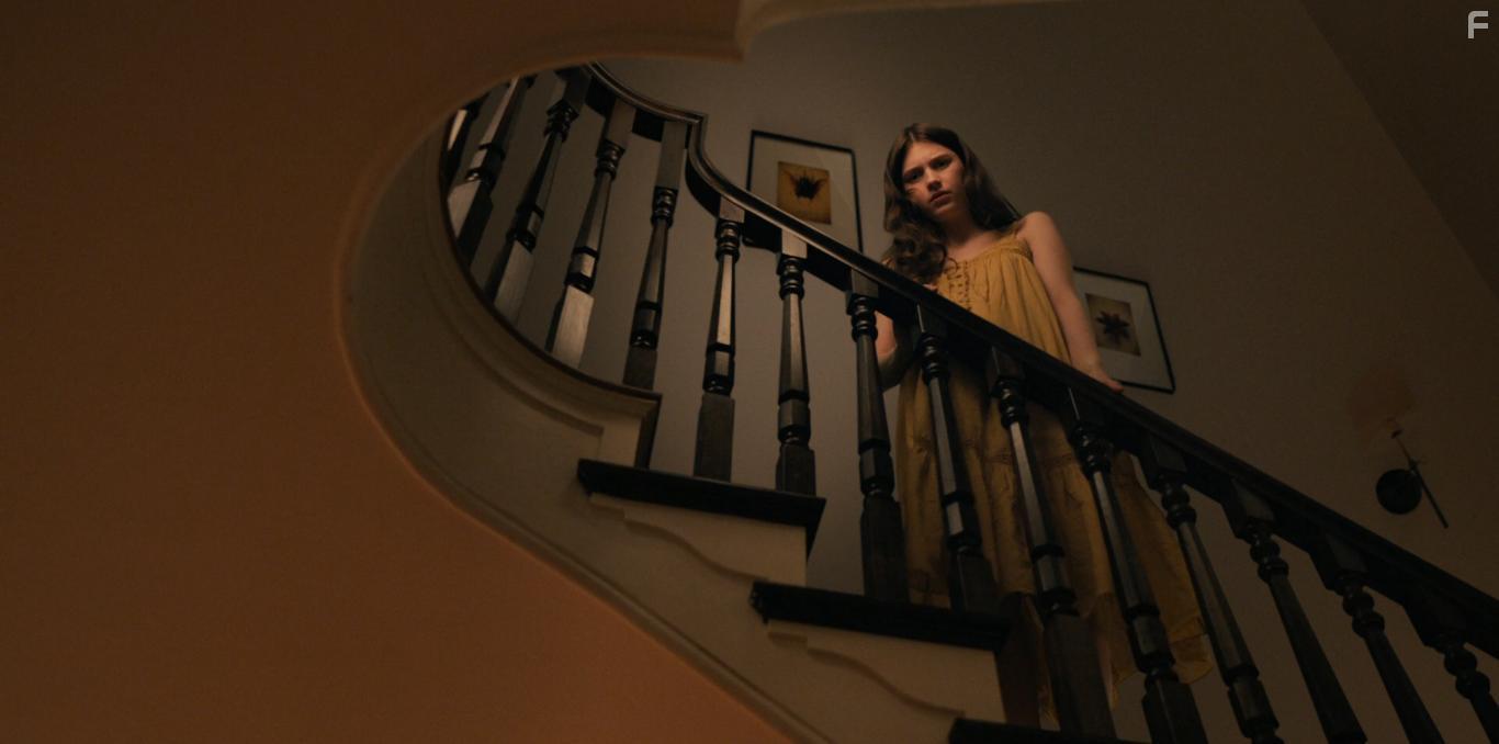 Nell Tiger Free in Servant: Mama (2022)