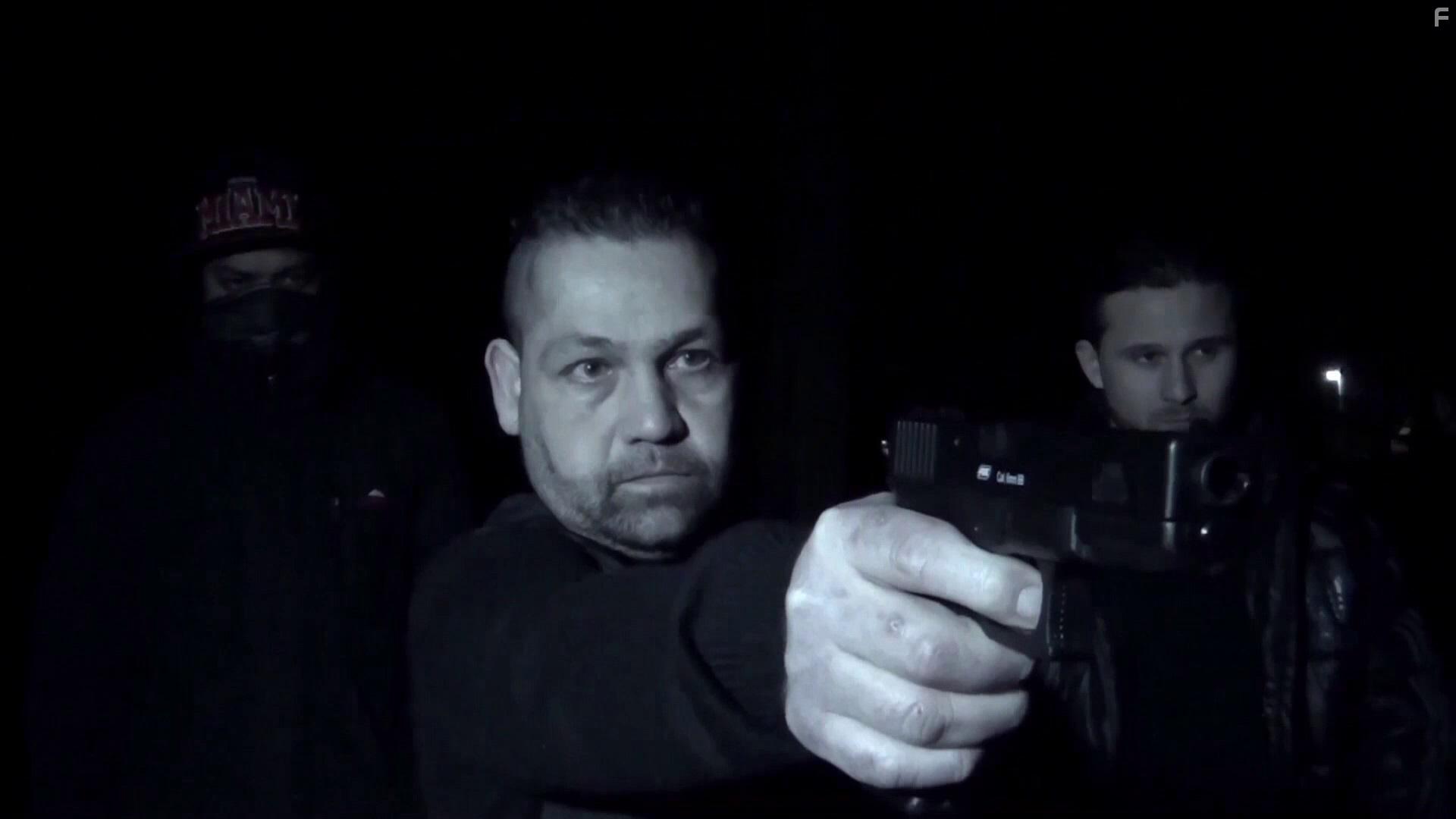 Спасаясь от мертвецов