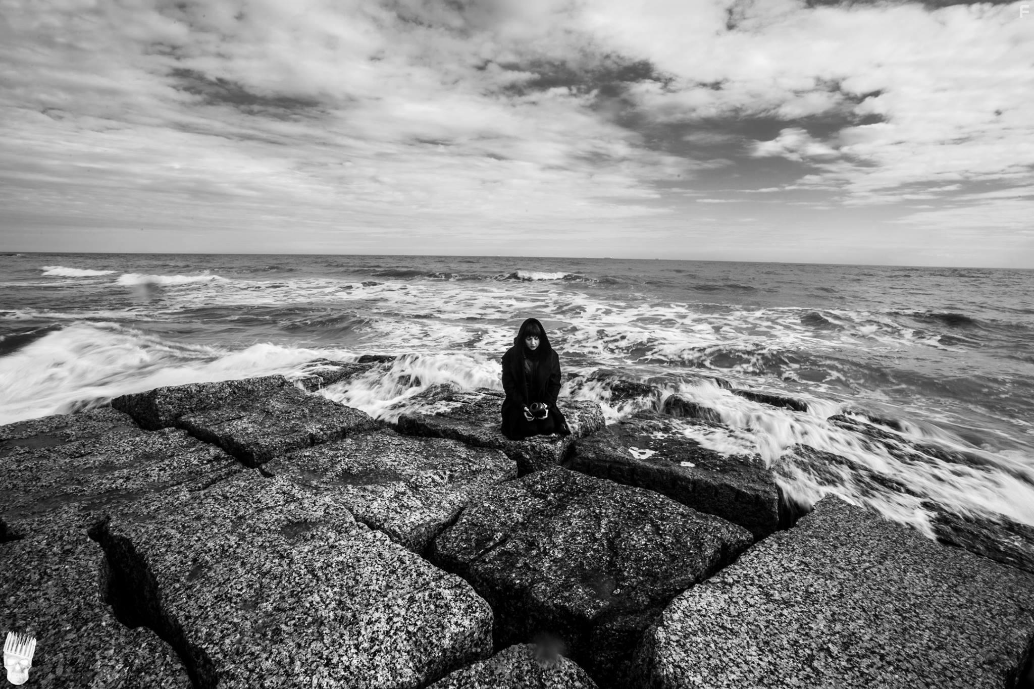 Shayla Bagir in Dropa (2019)