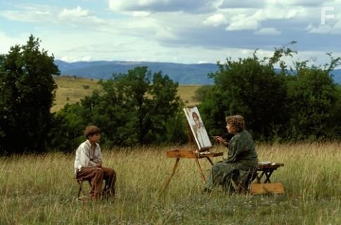 Joan Plowright and Ben Tibber in Меня зовут Дэвид (2003)