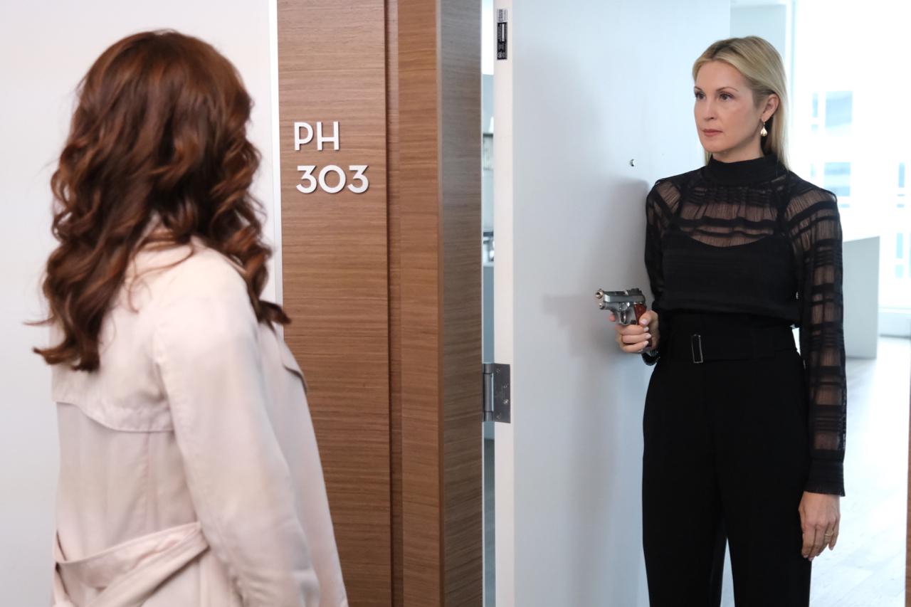 Kelly Rutherford and Erin Karpluk in Rule of 3 (2019)