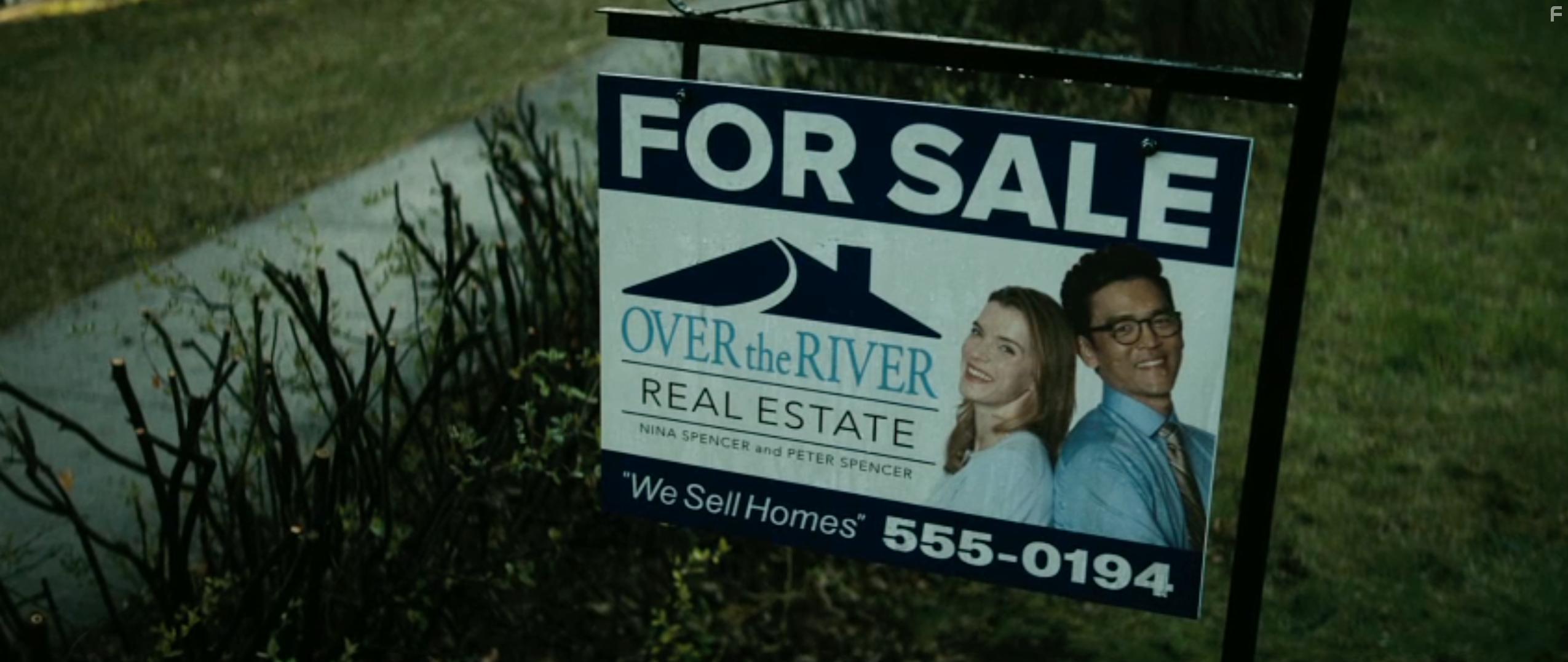 John Cho and Betty Gilpin in The Grudge (2020)